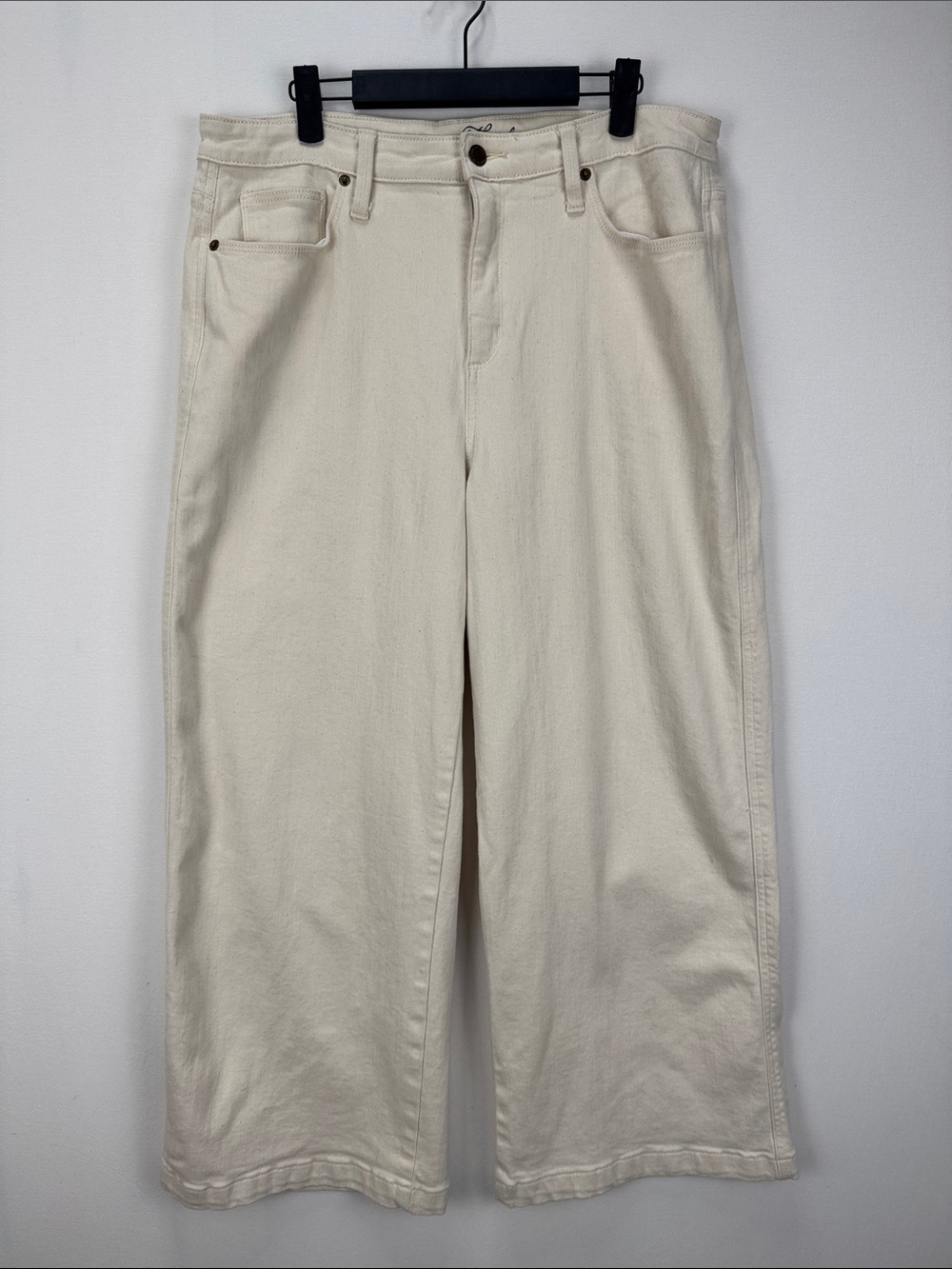 Universal Thread Cream Wide Leg Jeans Size 14/32